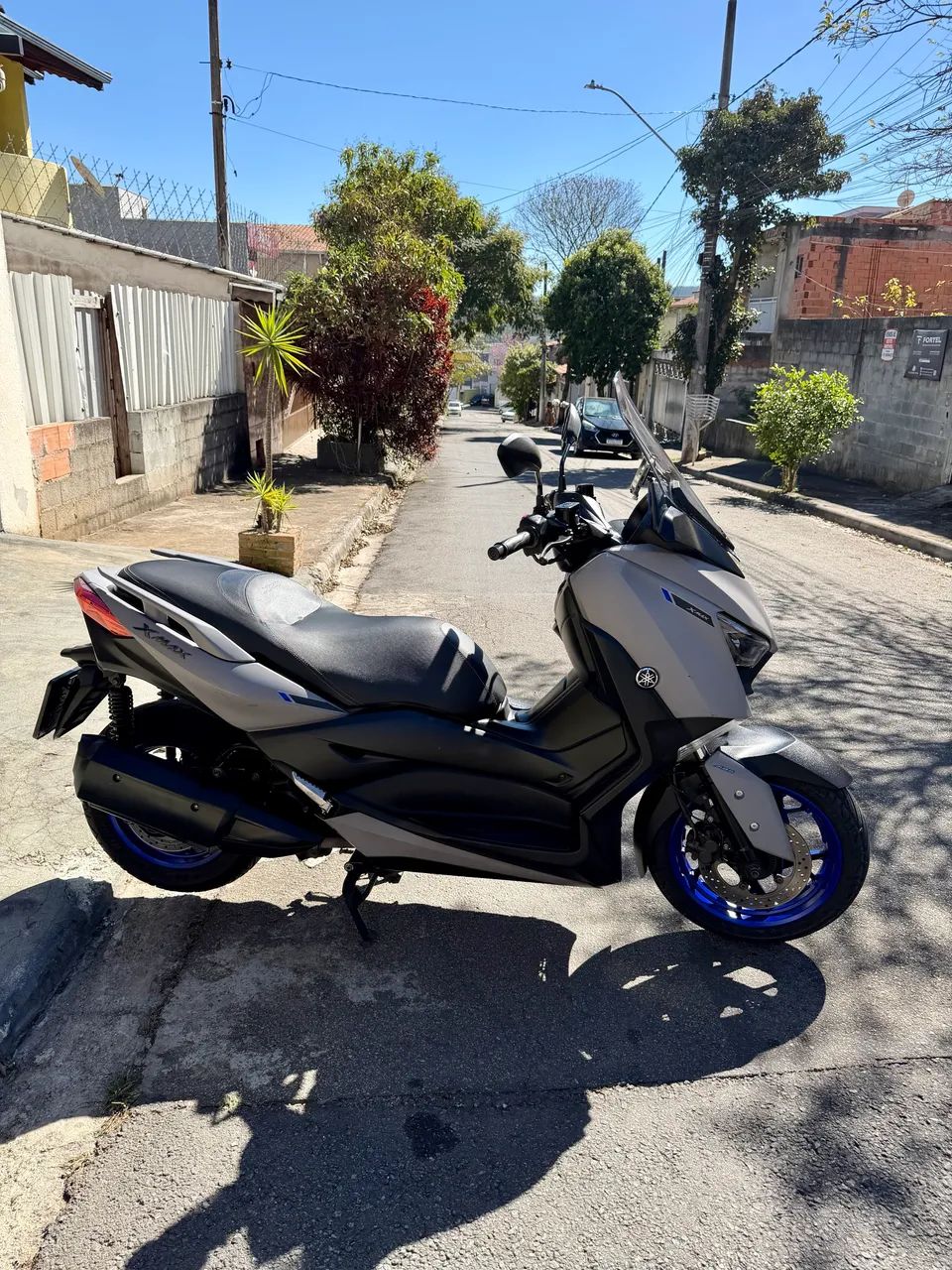 YAMAHA XMAX - Foto 3
