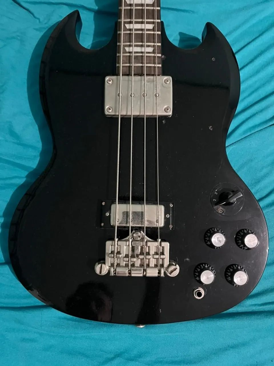Baixo Epiphone EB-3 SG Bass Ebony - Instrumentos musicais - Centro