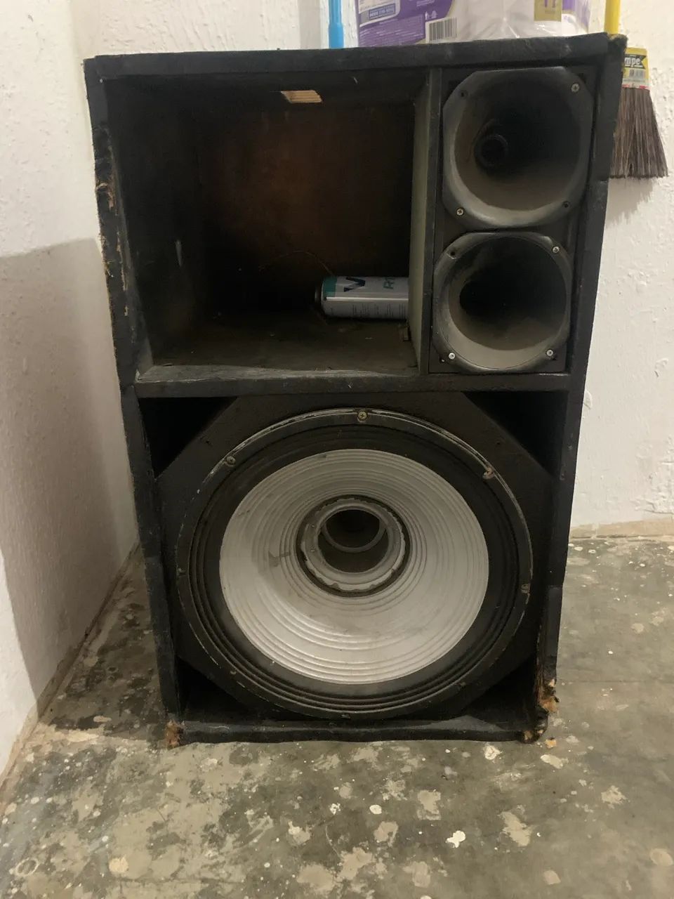 Vendo caixa de som automotiva 