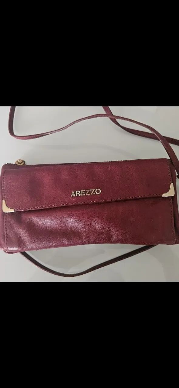 Bolsa transversal pequena  Arezzo.