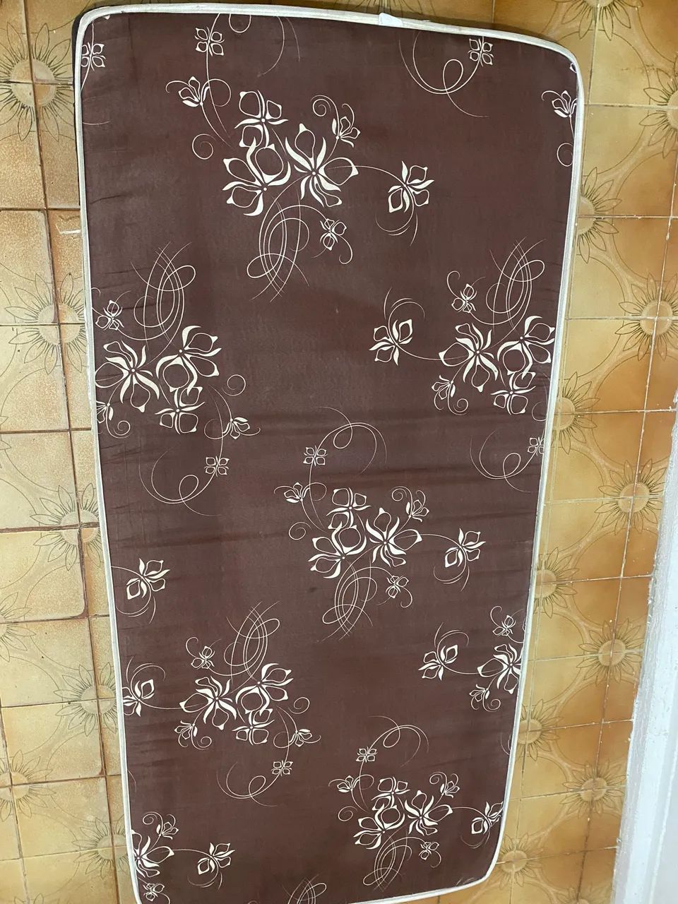 Colchão de solteiro bem conservado  - Foto 2