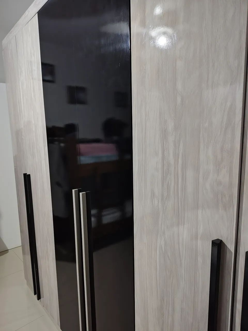 Vendo guarda roupas.
