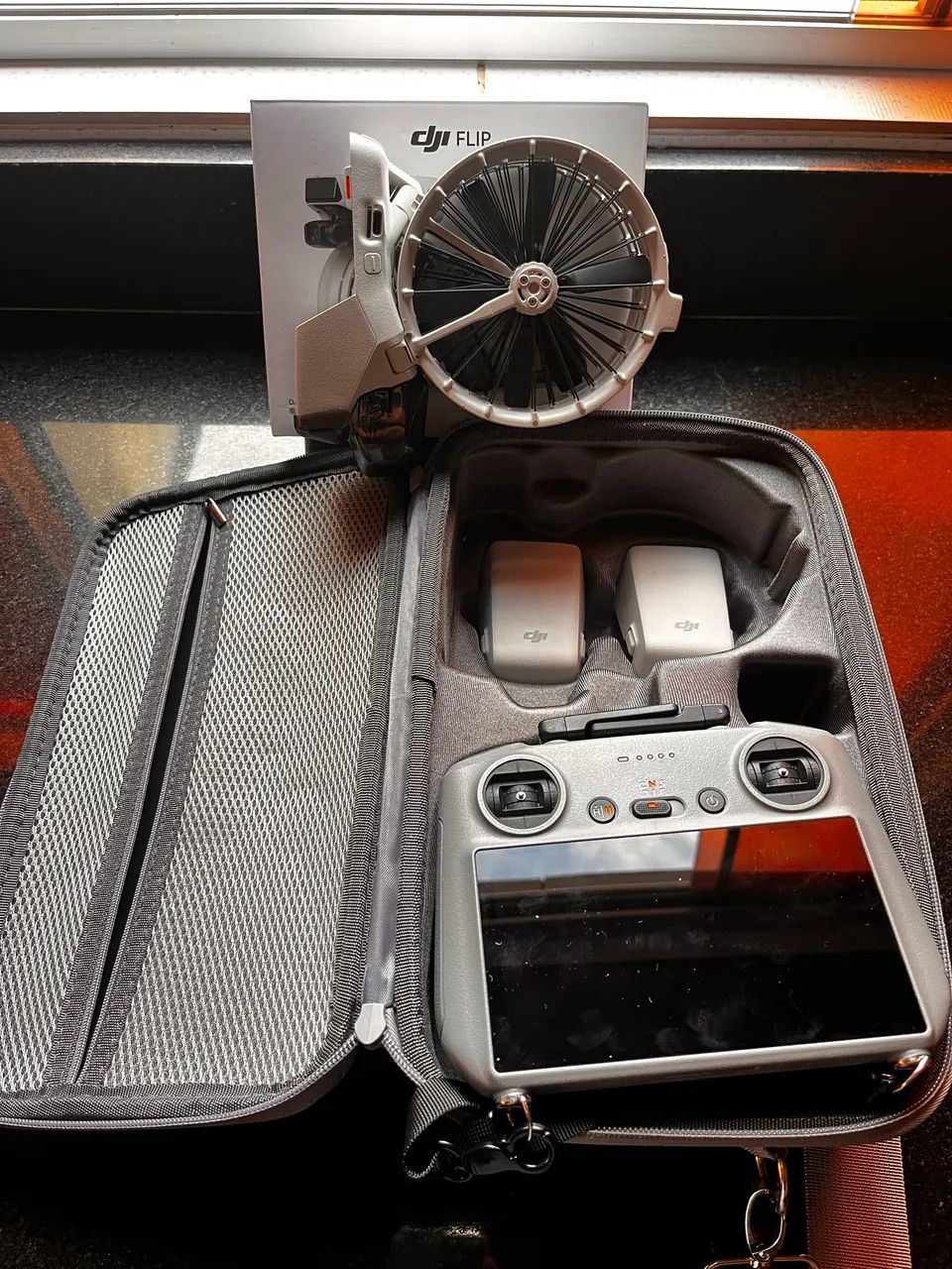 Drone DJI FLIP + Controle RC2 (Tela) + Kit Completo - Foto 5