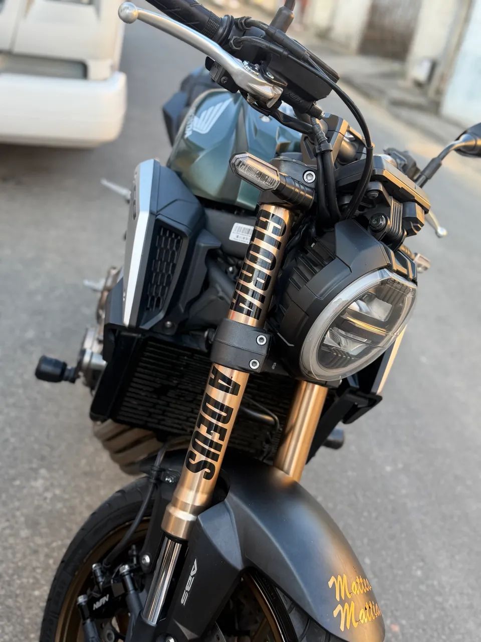 CB650r ZERADA - Foto 3