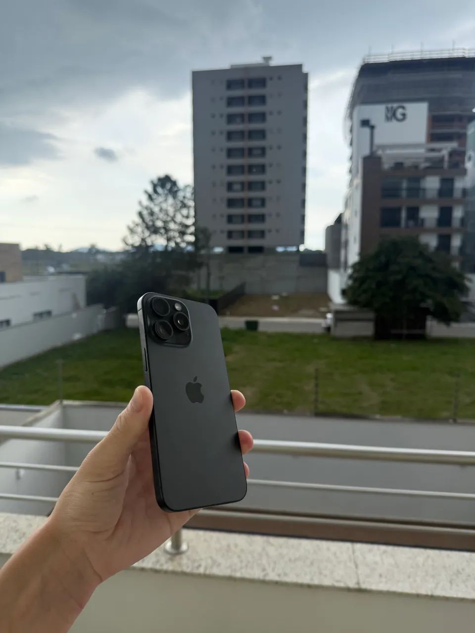 15 PRO MAX 512gb  - Foto 2