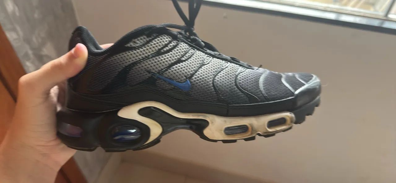 Tenis nike tn