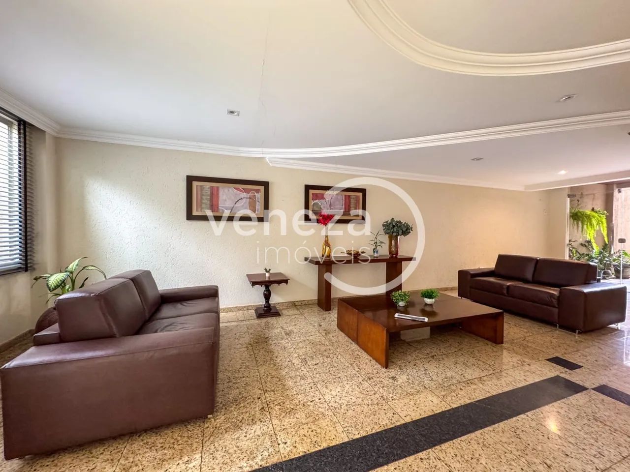 Apartamento à venda no Edifício Solar de Bragança, Londrina - Foto 2