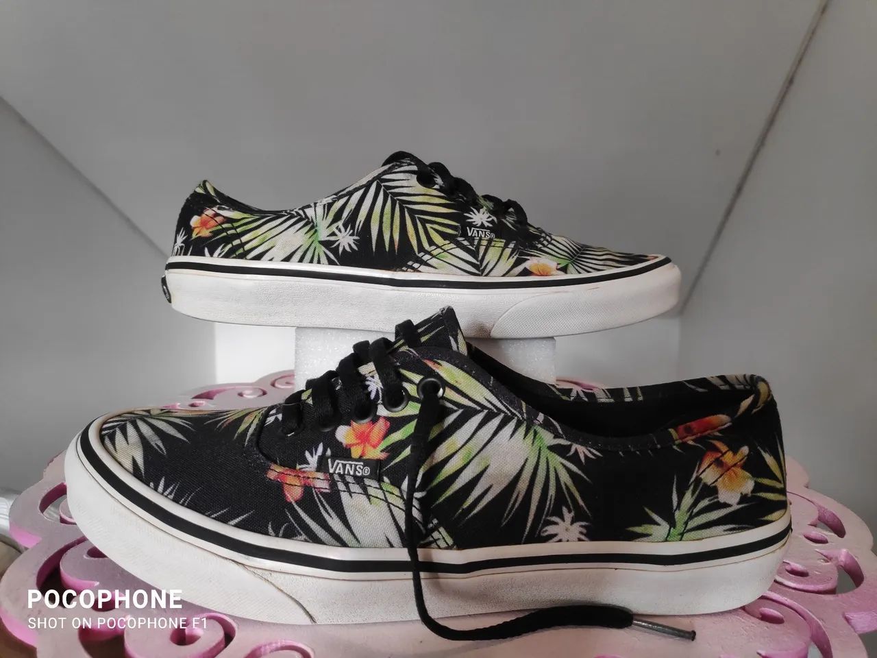Vans floral, N°39.