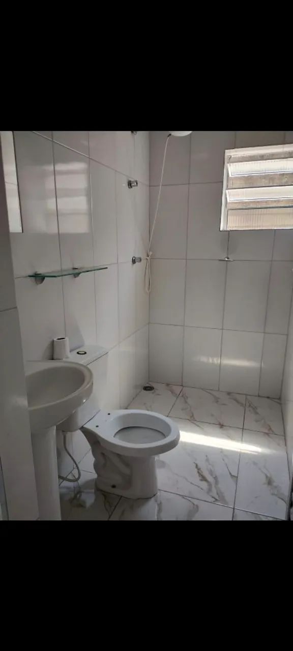 Casa de aluguel. De 2 cómodos  e 1 banheiro  - Foto 2