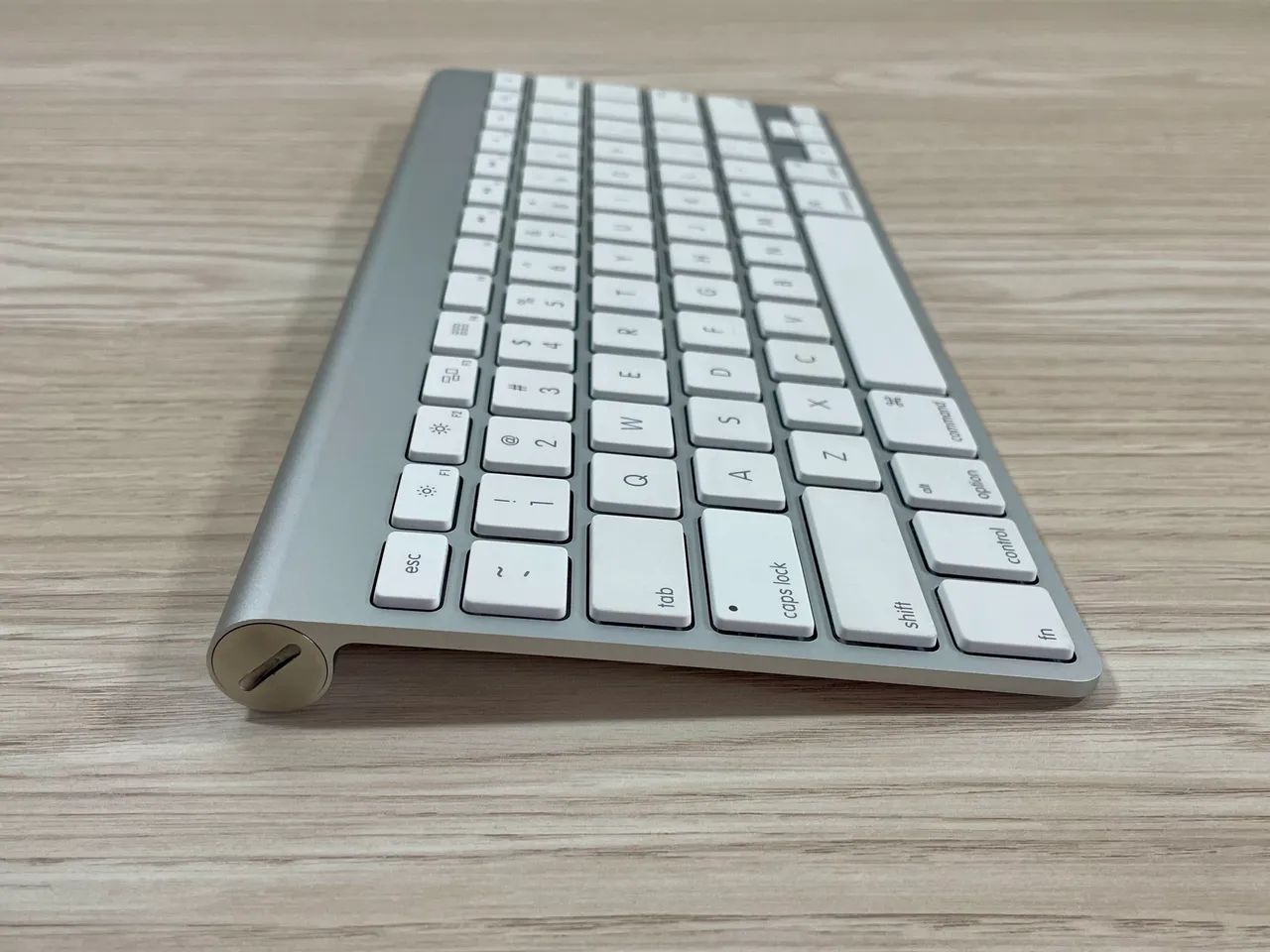 Teclado Apple - seminovo  - Foto 2