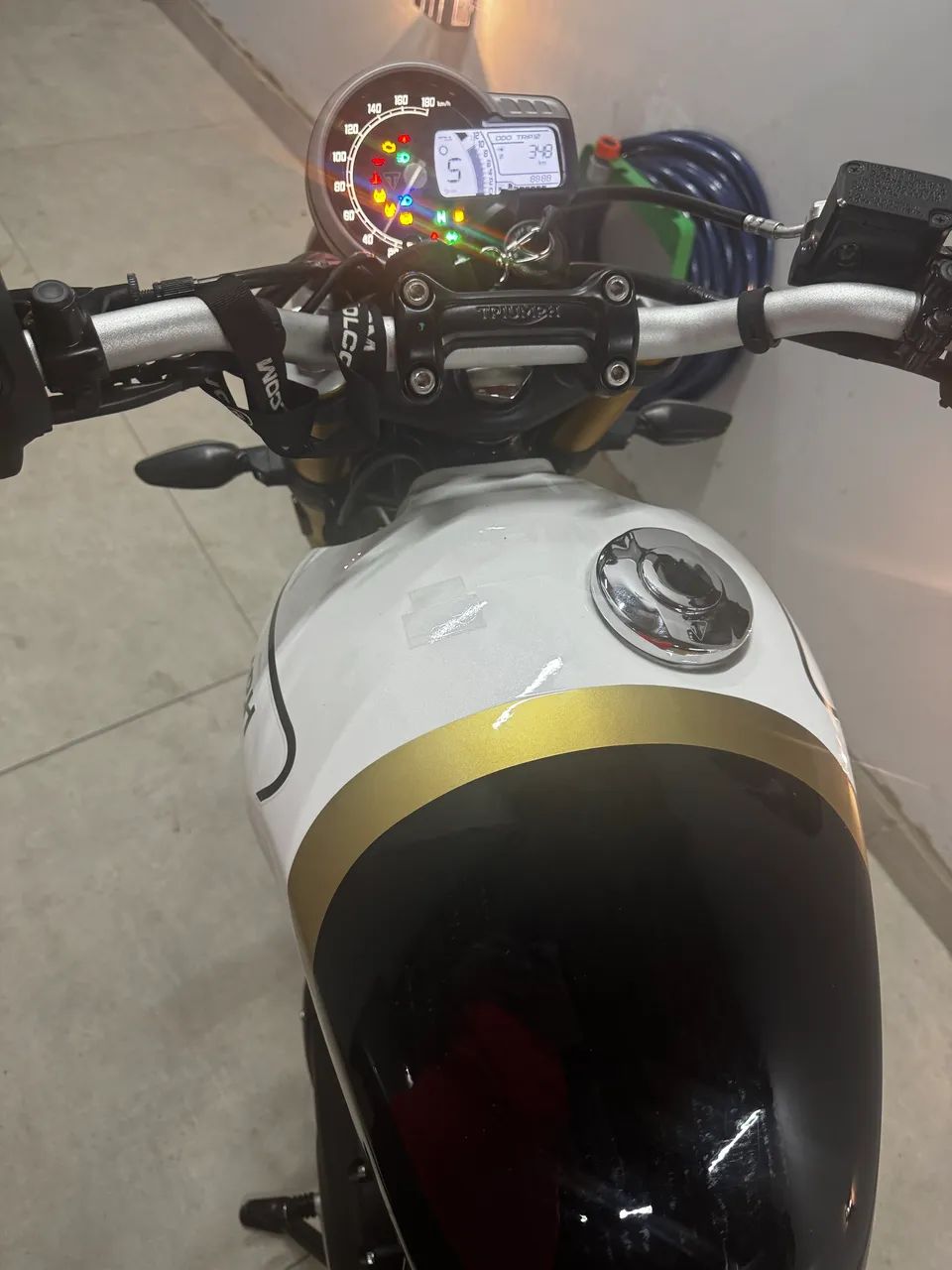 Triumph Speed 400 - Foto 5