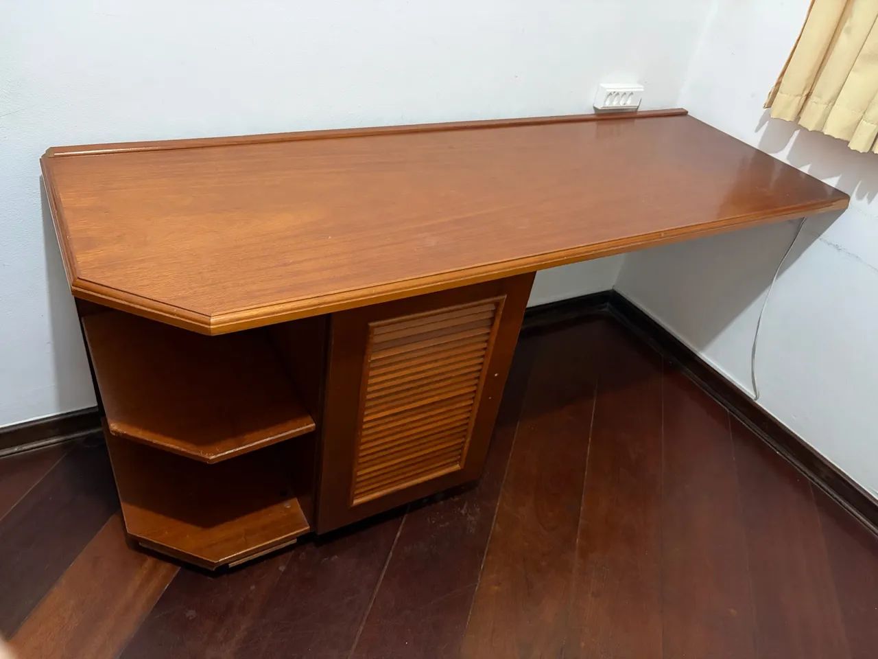 Mesa de escritório/estudos - Foto 2