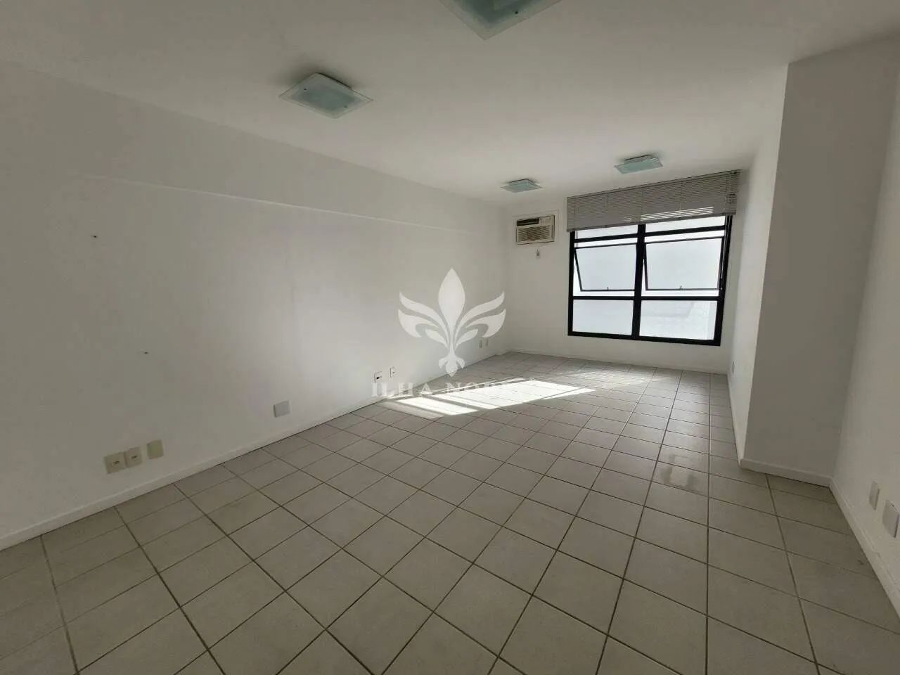 Sala comercial para Alugar no centro de Florianópolis com 31m² R$ 900,00 - Foto 3