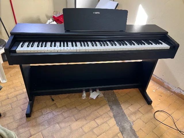 Piano digital Yamaha Arius YDP 105 - Foto 5