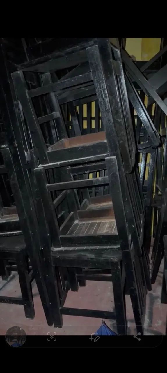 Mesas e várias cadeiras  - Foto 4