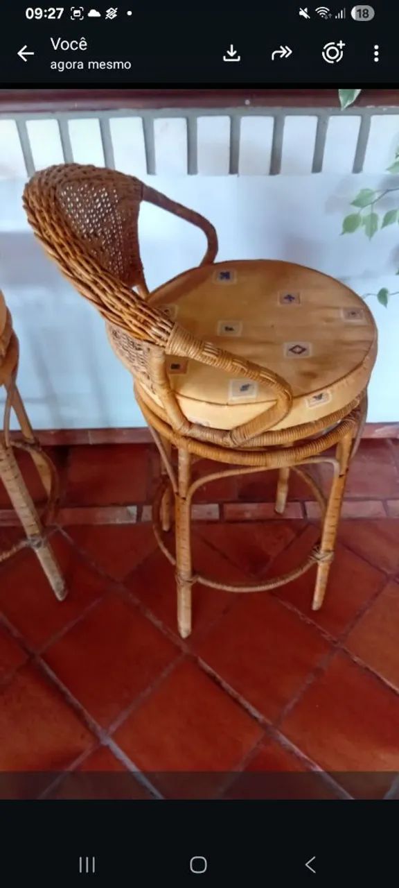 3 ( três)  banquetas de vime - Foto 2