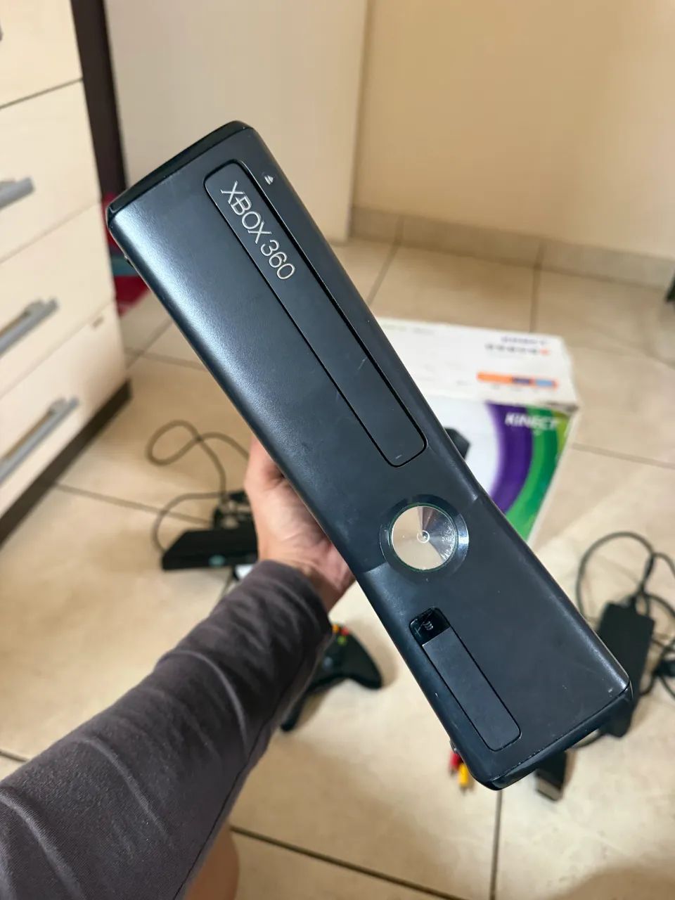 Xbox 360 com kinect *controle com defeito  - Foto 4