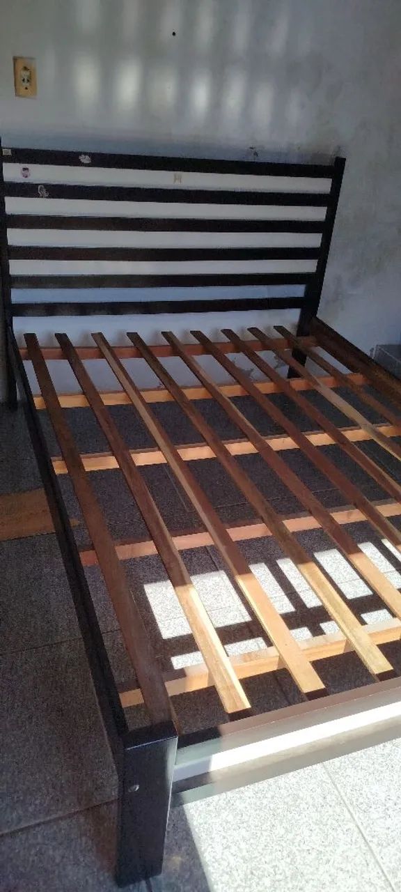 Cama casal colchão mais Base de madeira  - Foto 3