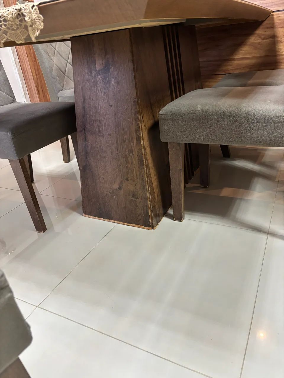 Mesa de jantar com cadeiras  - Foto 3