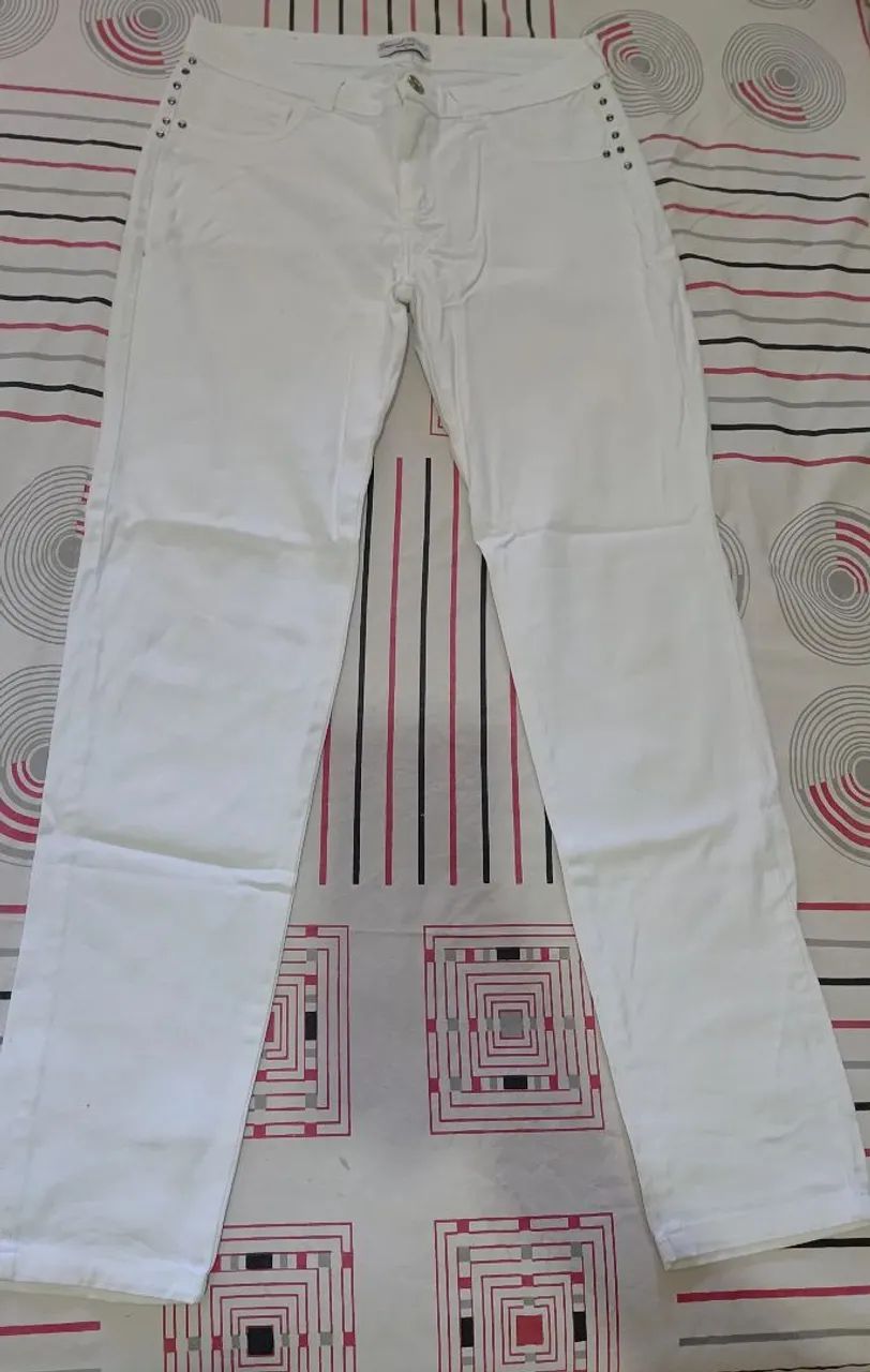 Calça  branca NUMERO 42
