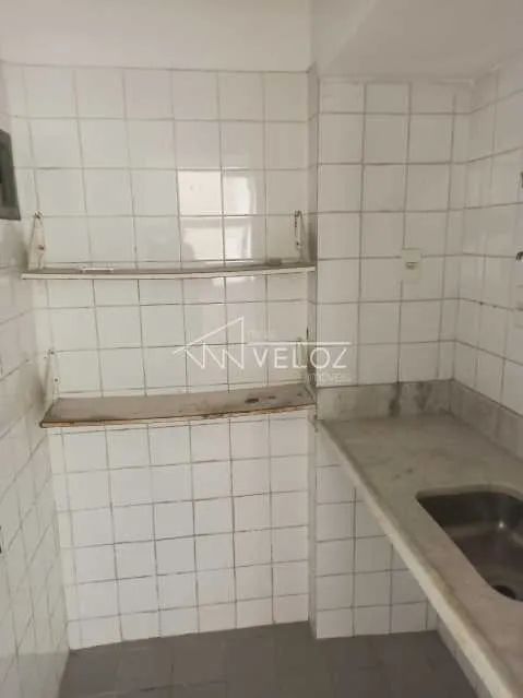 Kitnet/Conjugado - / Residencial / Centro