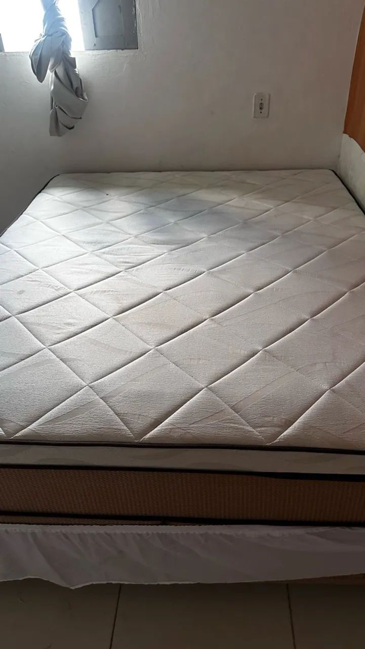 Cama box queen plus, 6 meses de uso  - Foto 2