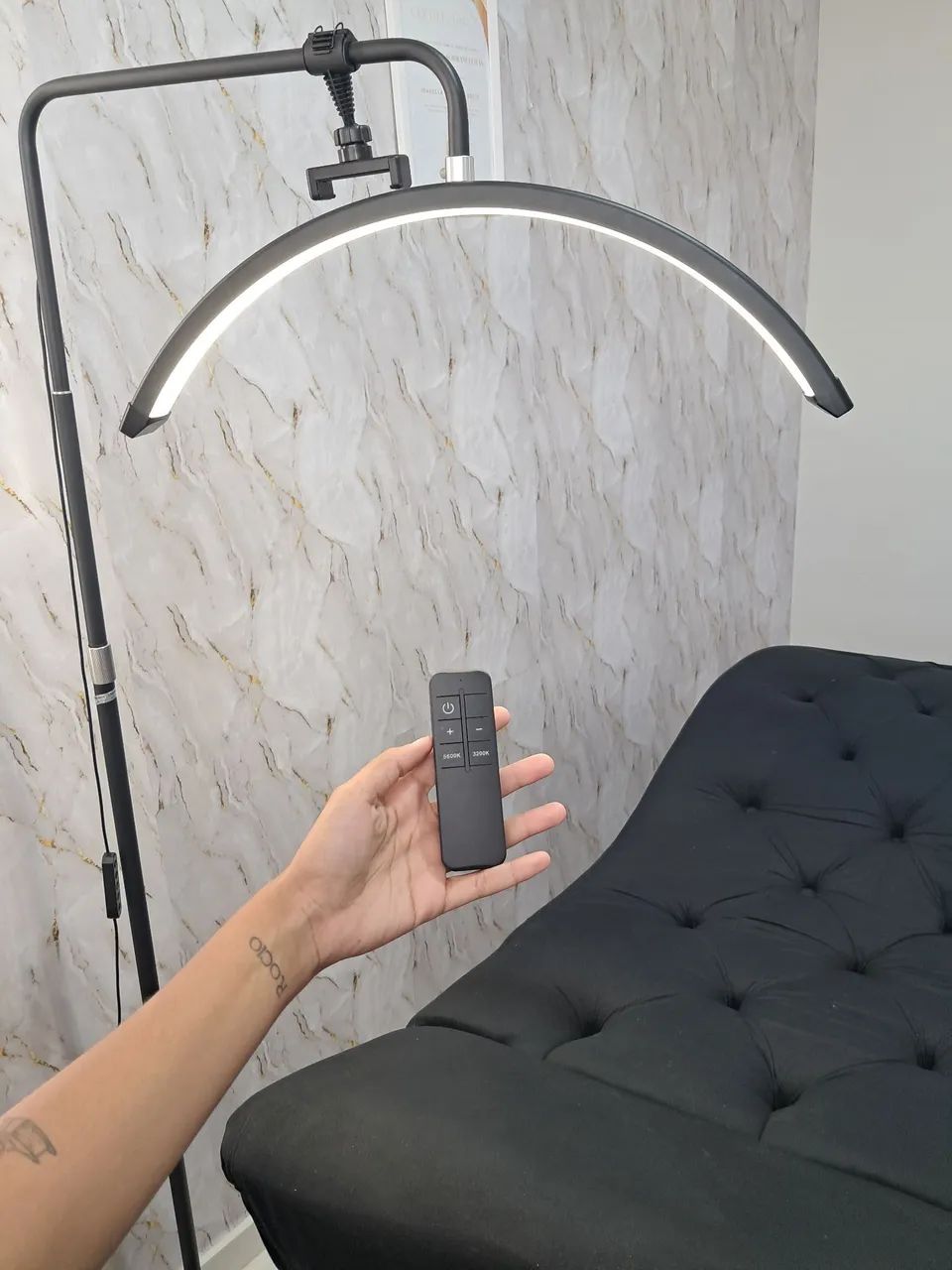 Maca Estética e Luminária 