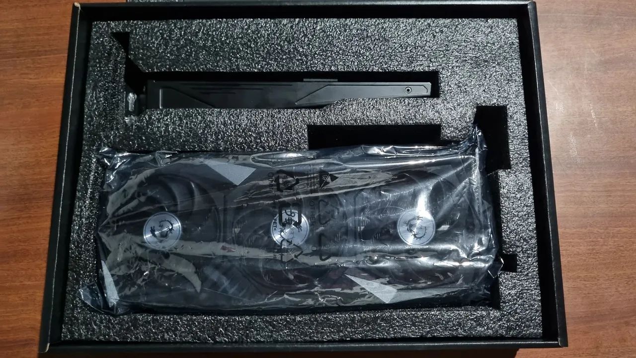 MSI RTX 3080 Gaming trio X - Foto 3