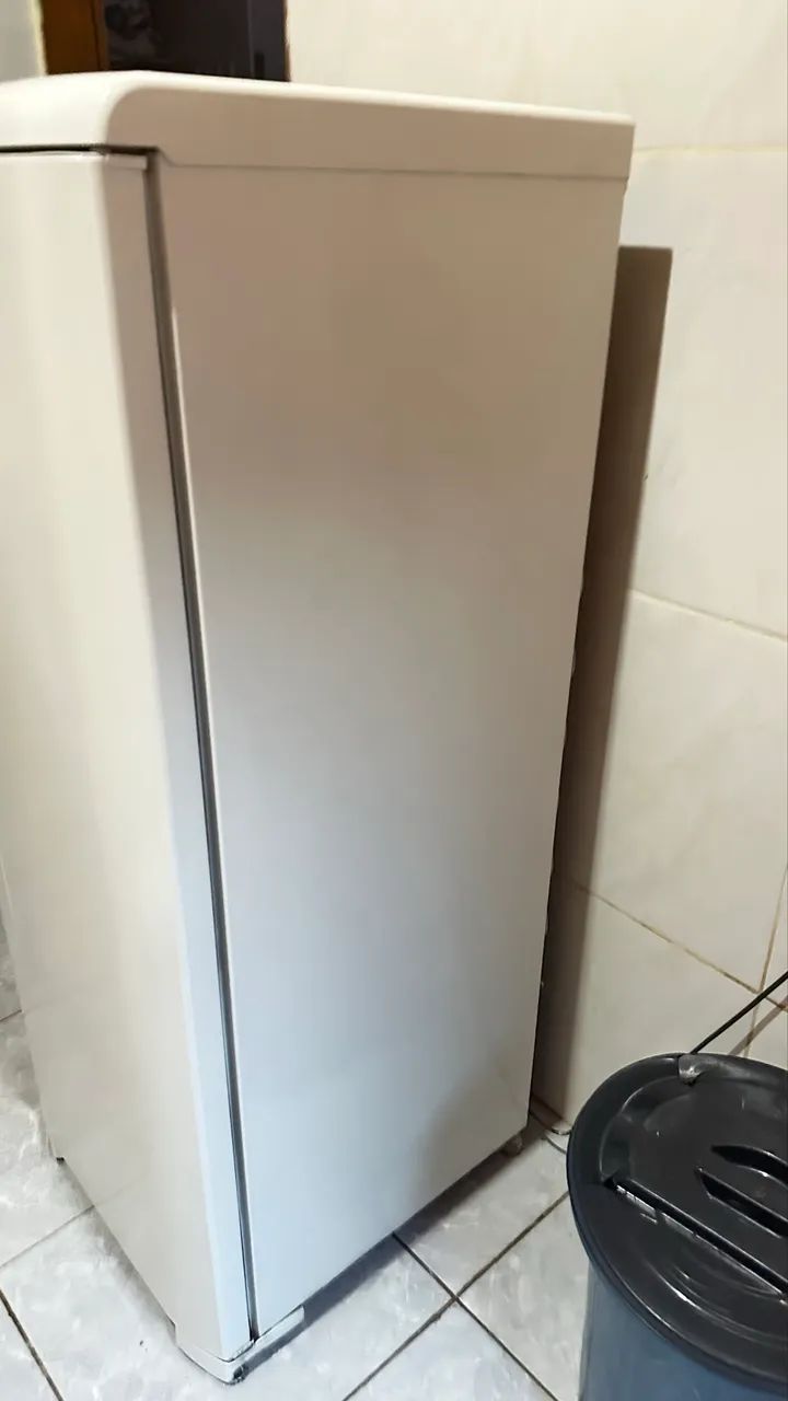 Geladeira em perfeitas condições - Foto 4