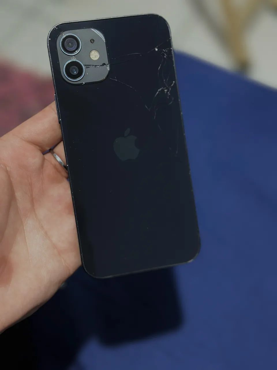 VENDO Iphone 12 preto 64gb  - Foto 3