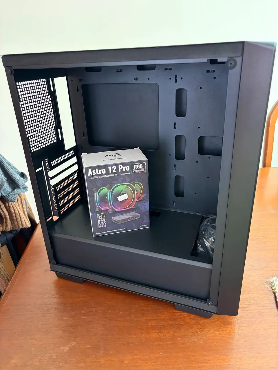 Gabinete DeepCool e kit 3 ventoinhas aerocool - Foto 4