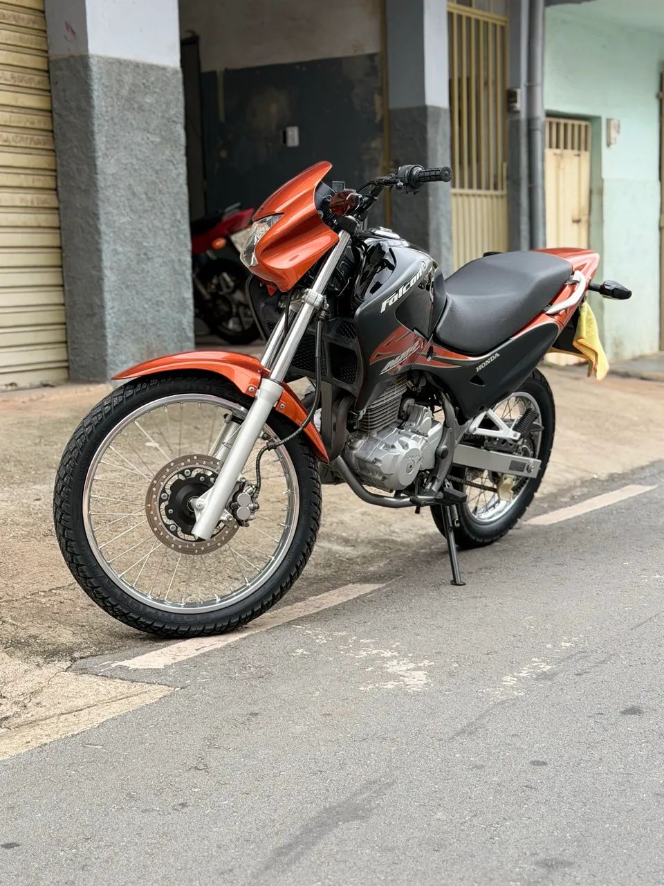 Falcon  - Foto 4