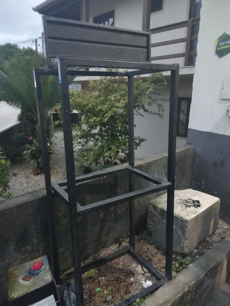 Suporte para pneu
