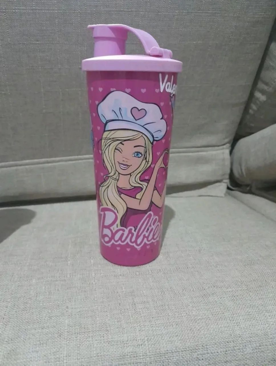 3 Copos Infantis Tuperware com Bico (Barbie/Margarida/Amor) - Foto 4