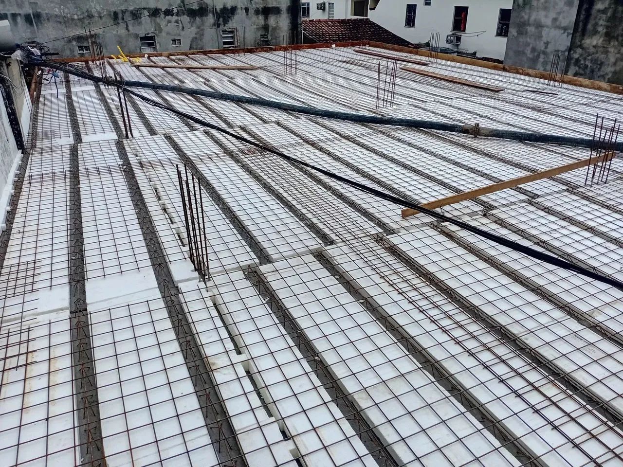PEDREIRO PROFISSIONAL [IRANDUBA] - Foto 3