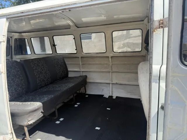 Volkswagen Kombi Standard/ Luxo/ Série Prata, foto 7 de 12
