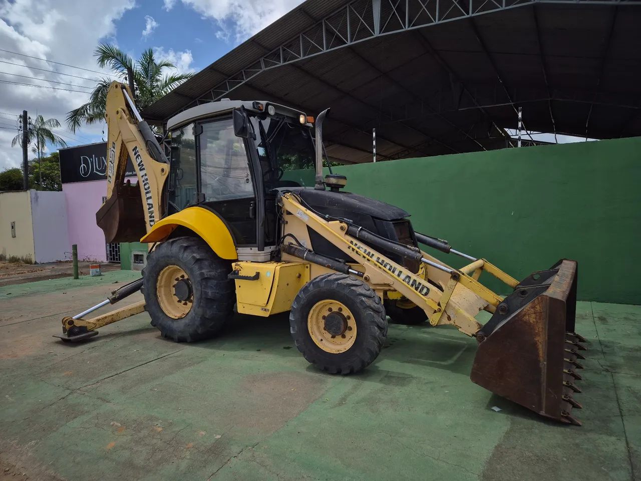 Retroescavadeira new holland b95b 2013