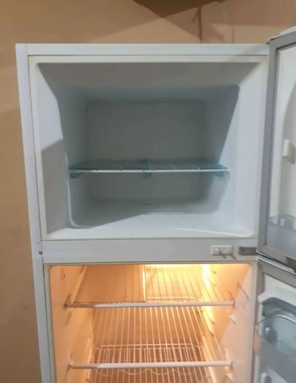 Geladeira Duplex Electrolux - 365 litros  - Foto 5