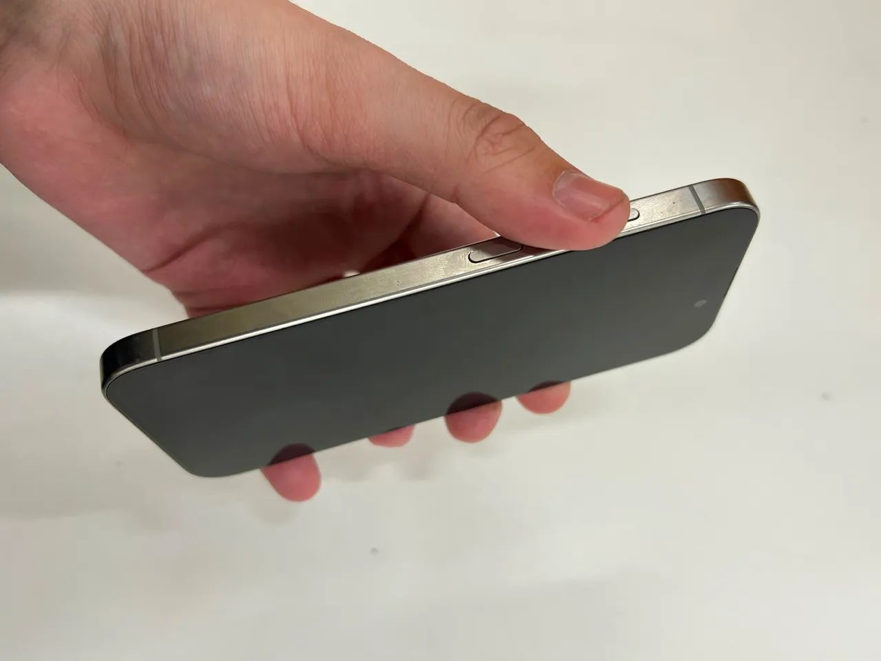 iPhone 15 Pro 