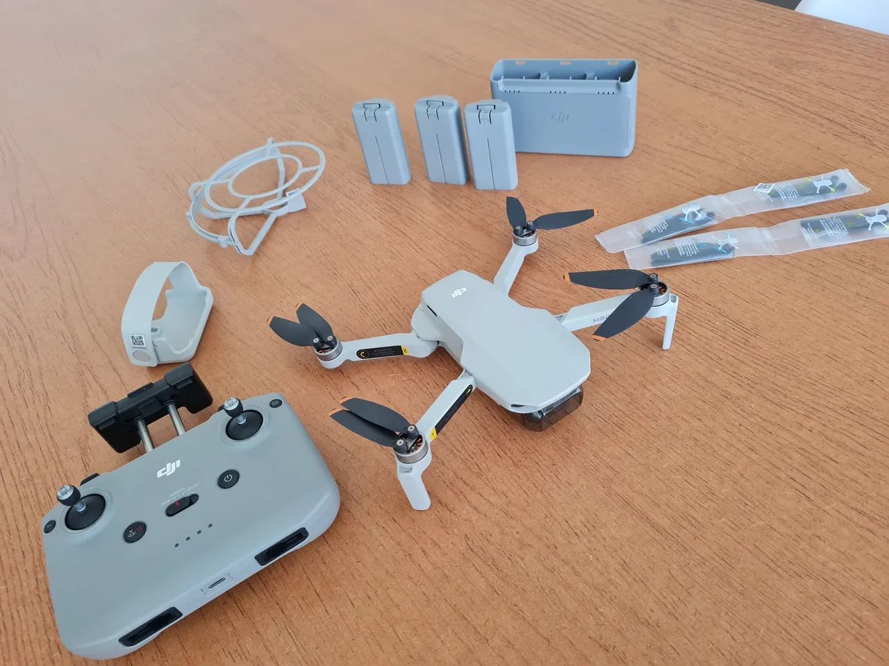 Drone DJI Mini 2 Fly More Combo - Pouquíssimo usado - Excelente estado - Foto 2