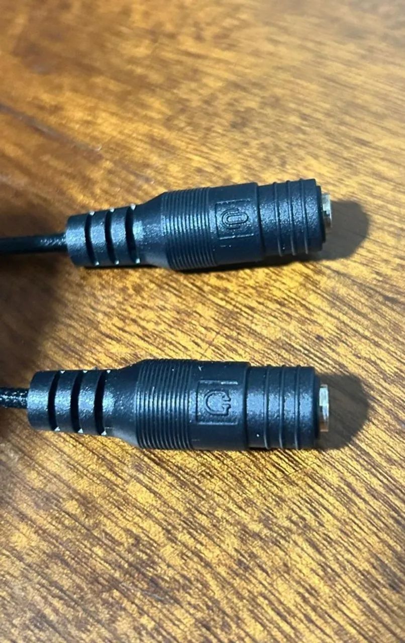 CABO ADAPTADOR P2 PARA P3 - ÁUDIO E MICROFONE - Foto 2
