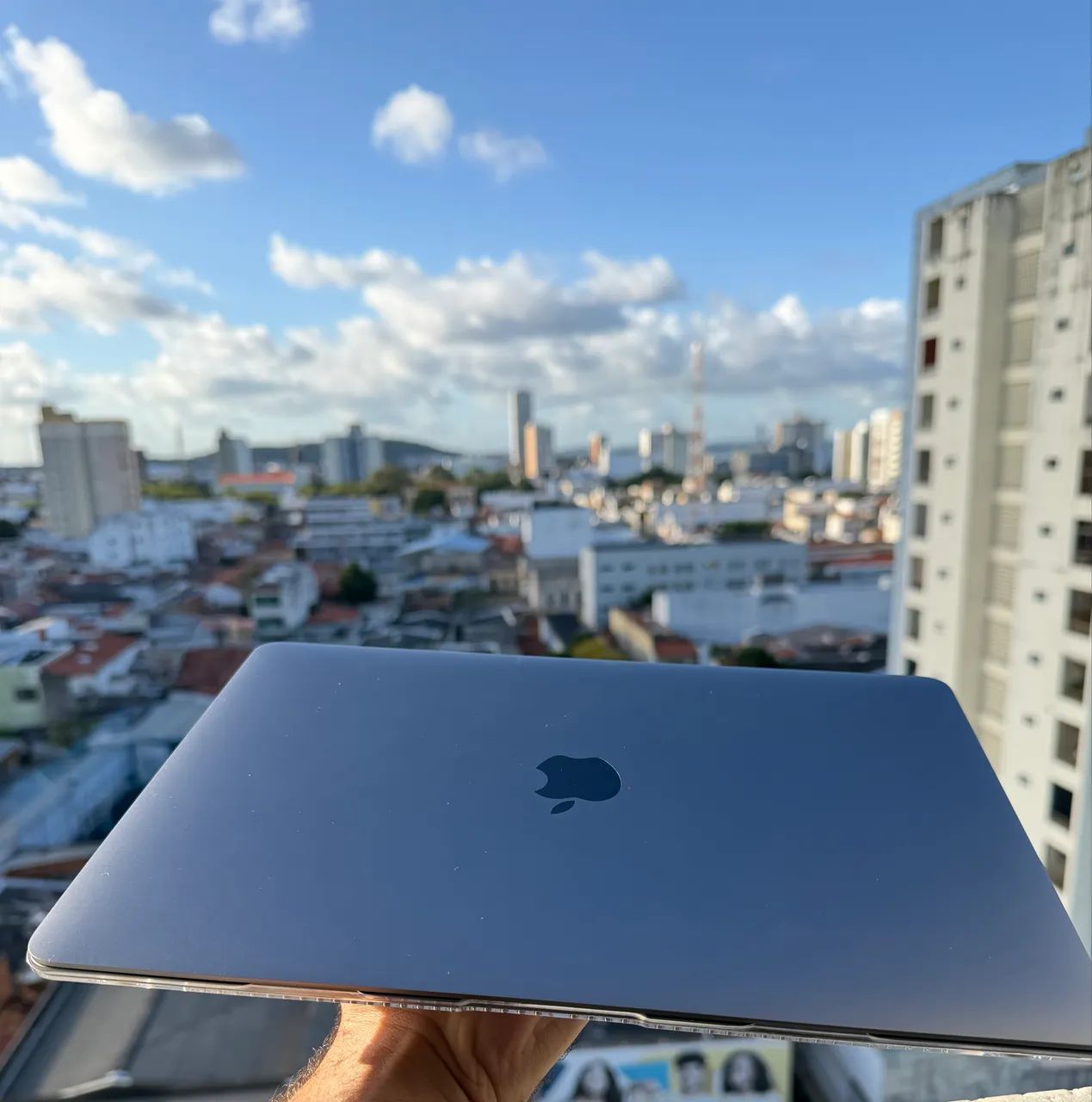 MacBook AIR M1 com Brindes- 256GB - 8GB Ram- Excelente - Foto 3