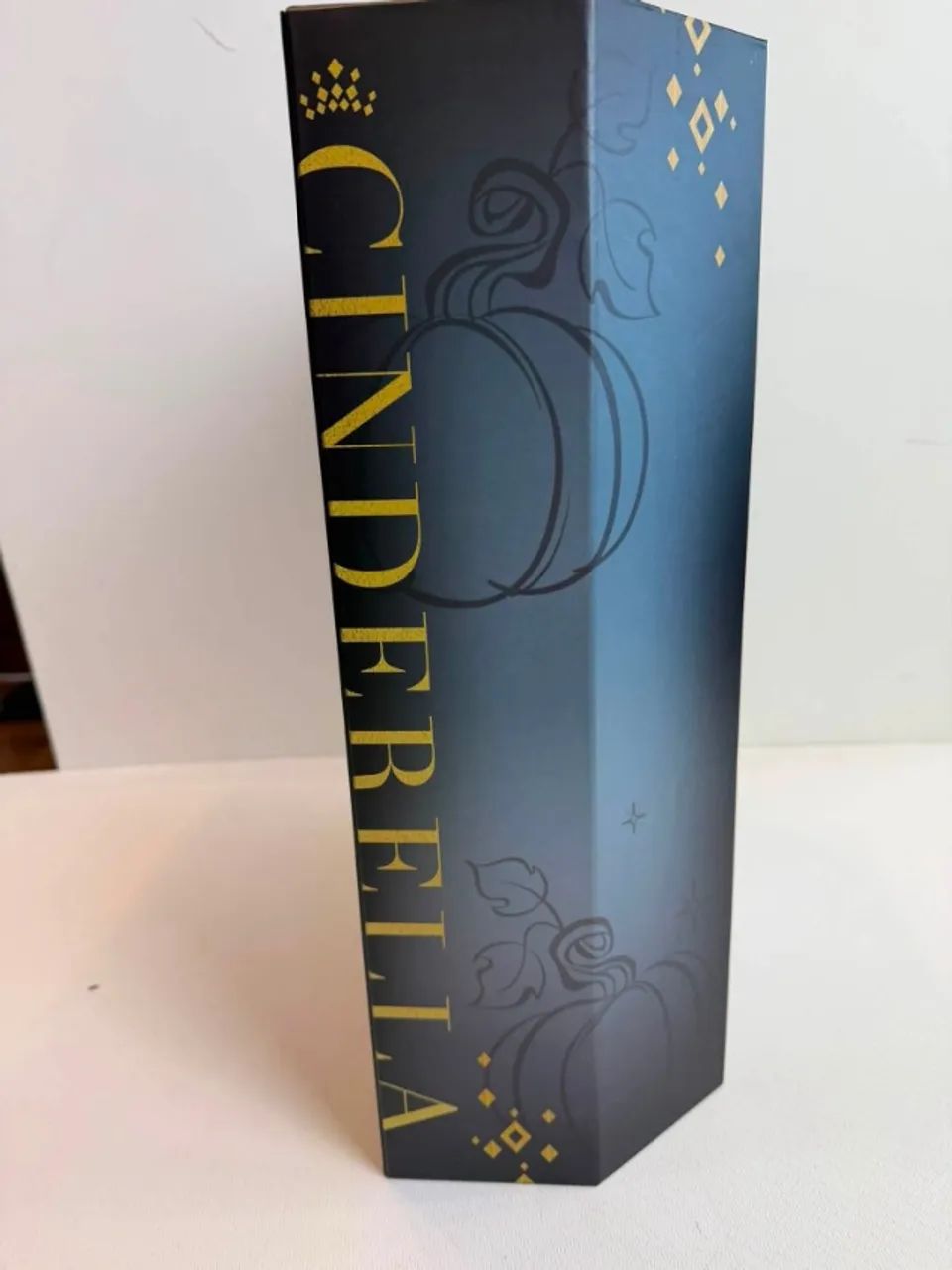  BONECA CINDERELLA DISNEY DESIGNER COLLECTION, EDICAO DE COLECIONADOR - Foto 4