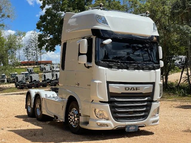 DAF XF 530 6X4 ANO 2024 TETO ALTO COM 303 MIL KM - SUSPENSÃO A AR NA DIANTEIRA - PRONTO PA - Foto 3