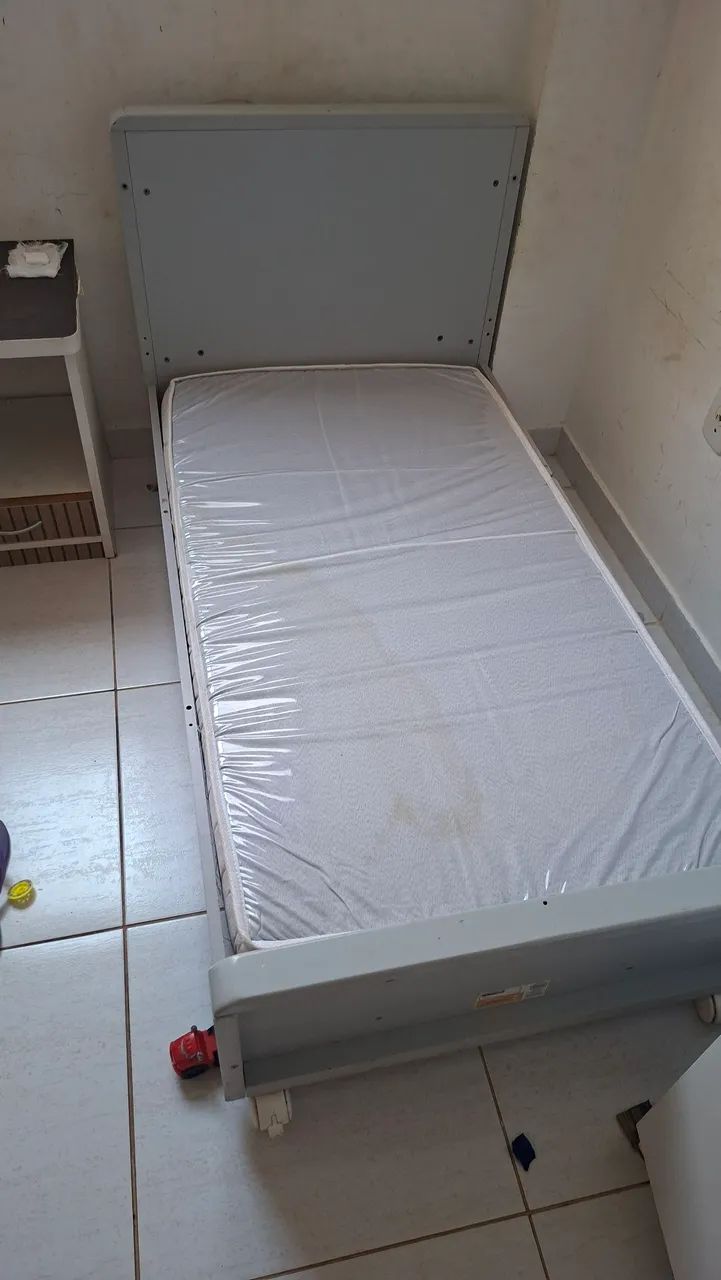 Cama infantil com colchão  - Foto 3