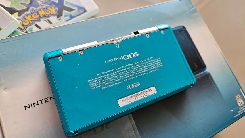 Nintendo 3DS Aqua Blue - Desbloqueado 32GB + 2 jogos originais - Foto 5