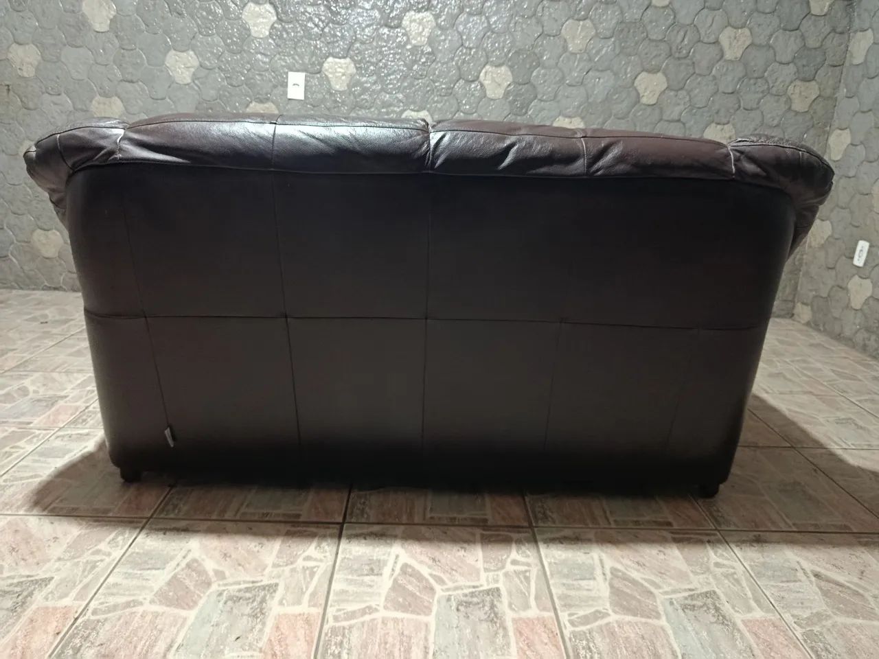 Sofá de couro Minuano marrom  - Foto 4