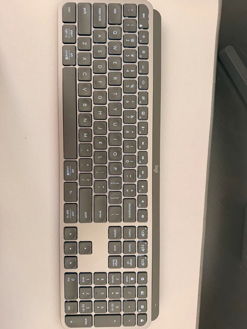 Teclado Logitech MX keys