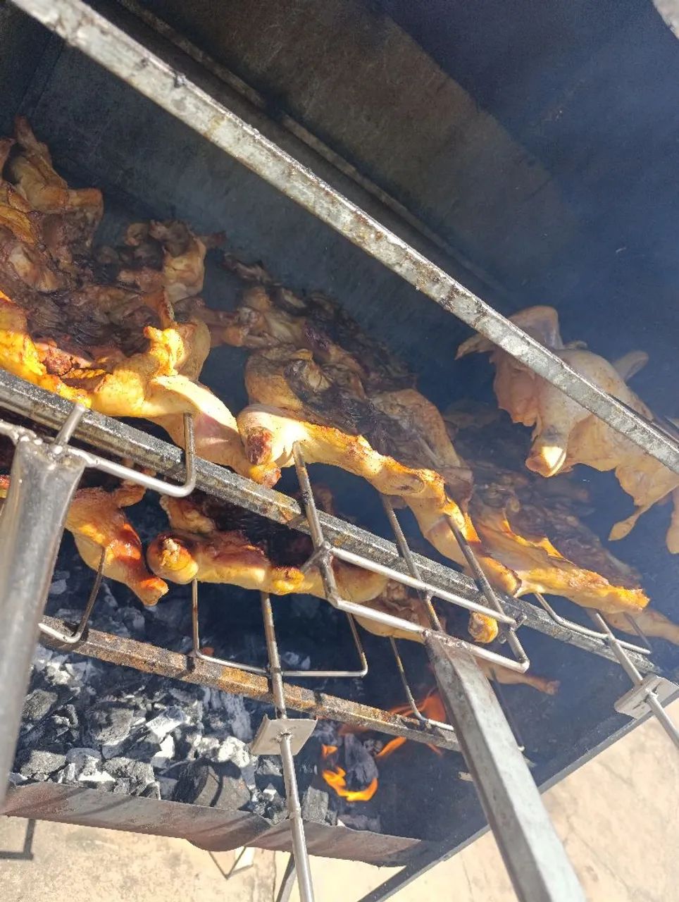 Churrasqueira pra vender hoje - Foto 3