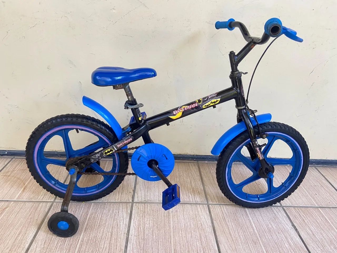 Bicicleta Infantil aro 16 - Batmam - Foto 2
